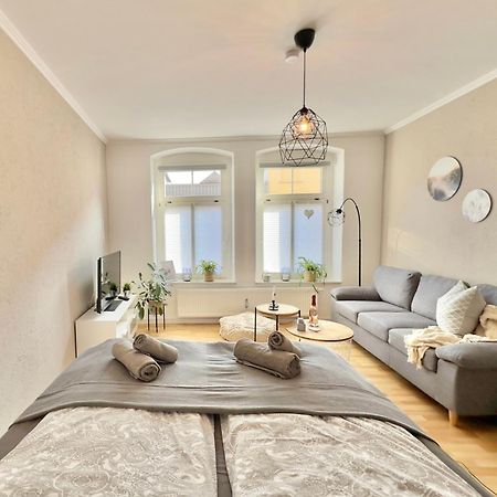 Appartement "Stadtgefluester" Im Zentrum, Inkl Stellplatz, 2 Betten, Babybett, Balkon, Gratis Kaffee Und Tee, Wlan Budziszyn Zewnętrze zdjęcie