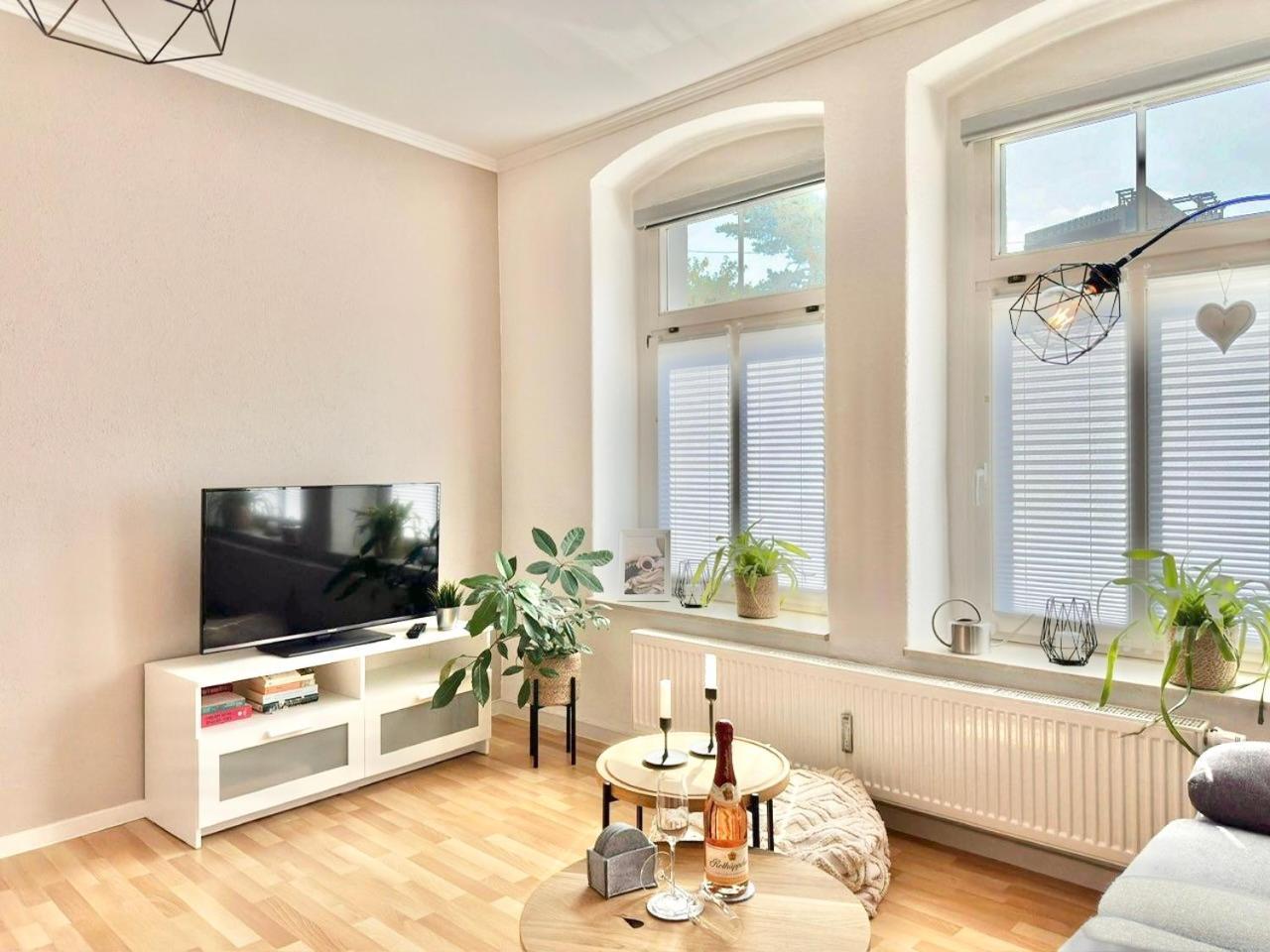 Appartement "Stadtgefluester" Im Zentrum, Inkl Stellplatz, 2 Betten, Babybett, Balkon, Gratis Kaffee Und Tee, Wlan Budziszyn Zewnętrze zdjęcie