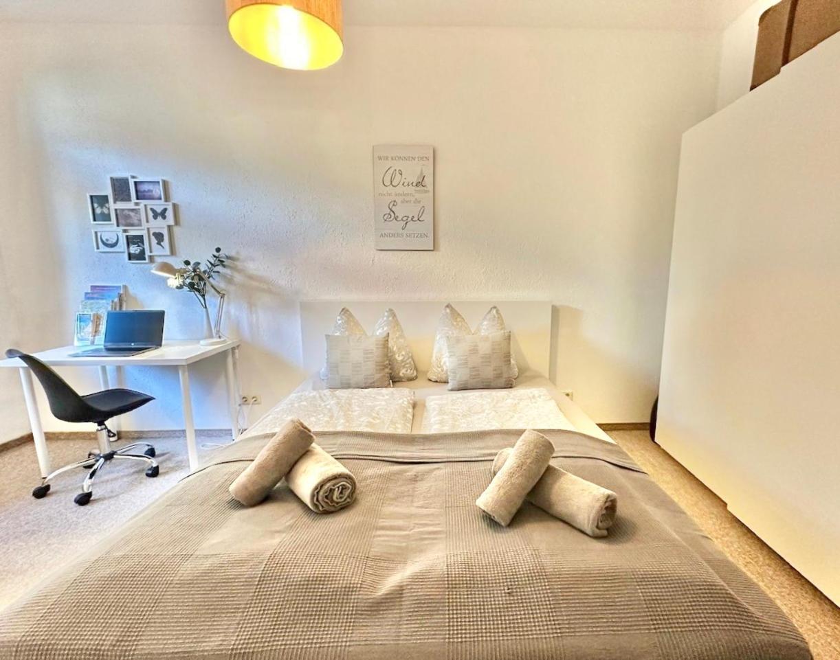 Appartement "Stadtgefluester" Im Zentrum, Inkl Stellplatz, 2 Betten, Babybett, Balkon, Gratis Kaffee Und Tee, Wlan Budziszyn Zewnętrze zdjęcie