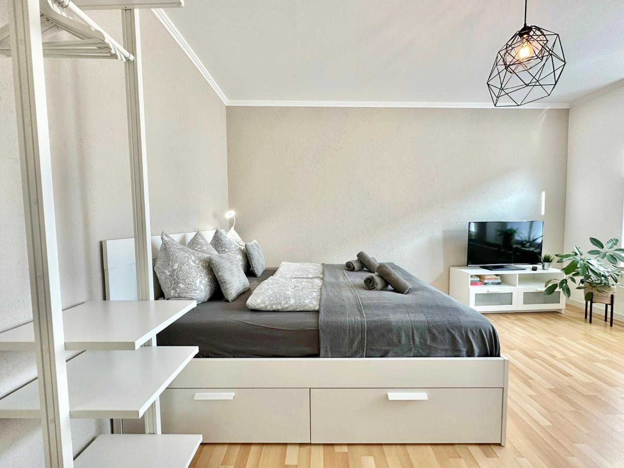 Appartement "Stadtgefluester" Im Zentrum, Inkl Stellplatz, 2 Betten, Babybett, Balkon, Gratis Kaffee Und Tee, Wlan Budziszyn Zewnętrze zdjęcie